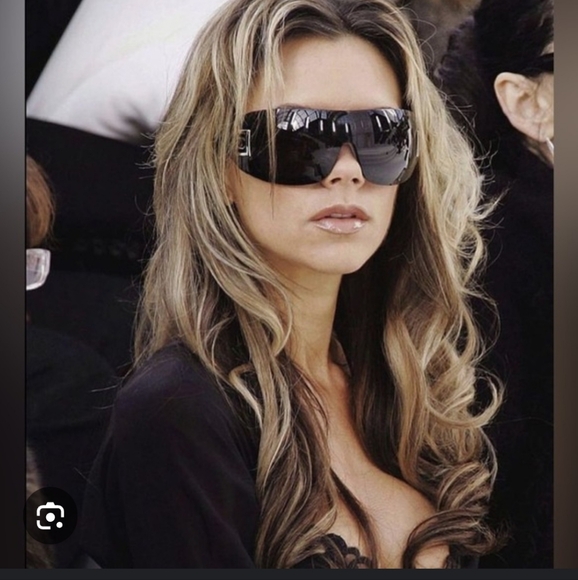 CHANEL Y2K Vintage Sunglasses Wrap Around Large Chanel Logo Gold and Brown - Picture 9 of 10